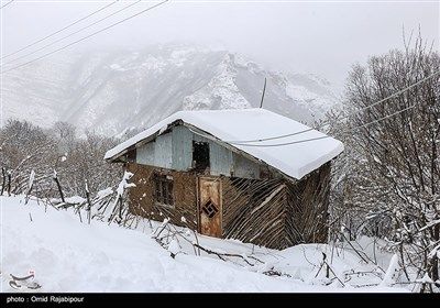 این شهر ایران زیر برف دفن شد/ عکس