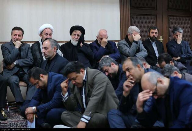 مراسم عزاداری امام حسین با حضور روحانی و وزرا