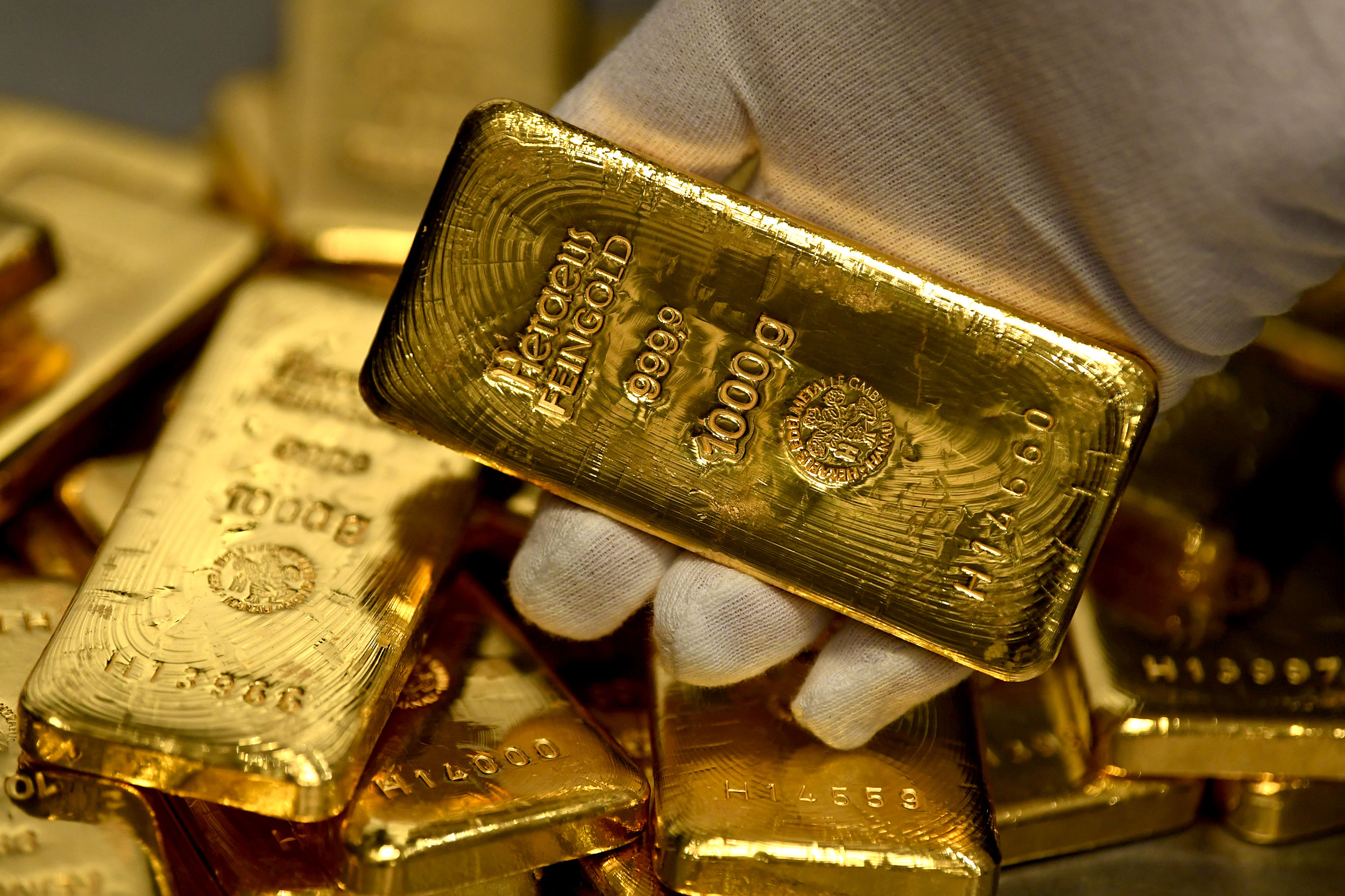 کاهش تدریجی امید طلای جهانی به تورم!