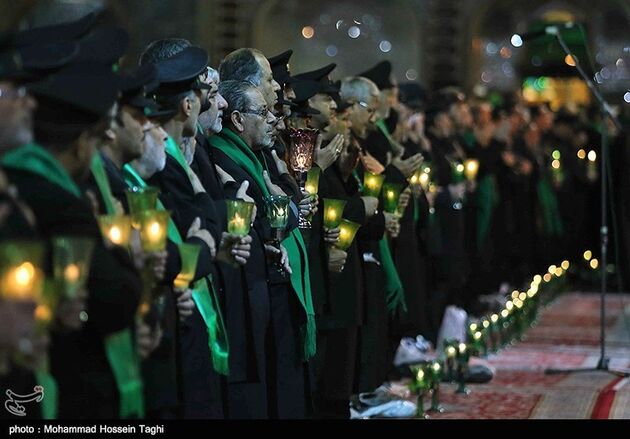 شام غریبان امام رضا (ع) در حرم رضوی