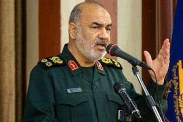 فرمانده کل سپاه: دشمنان ایران شکسته، پوسیده و کهنه شده اند