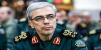 عکسی از شهیدان باقری، محرابی و ربانی در بین الحرمین