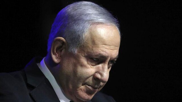 نتانیاهو به دردسر افتاد /جنجال در اسرائیل بر سر توافق "اقرار به گناه"