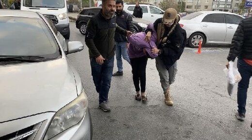 تصاویری از زن بمبگذار در میدان تکسیم هنگام دستگیری
