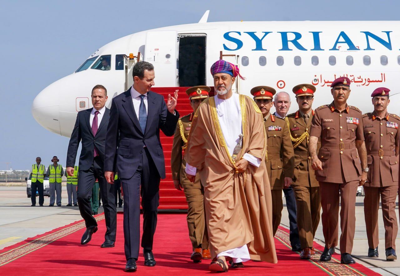 دیدار و رایزنی بشار اسد با سلطان عمان در مسقط 