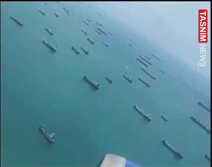 عکسی از تجمع کشتی ها در خلیج فارس به علت بسته بودن تنگه هرمز