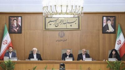 پزشکیان در جلسه هیات دولت: اولویت دولت چهاردهم ارتقای شأن معلمان است