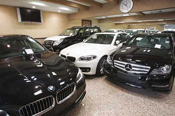 ثبات در قیمت خودروهای وارداتی