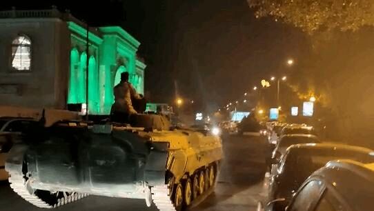 ورود تانک‌های ارتشی به خیابان‌های بغداد