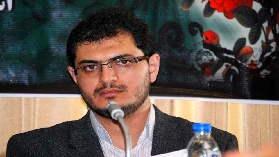 استاندار کردستان: علی دایی در خانه خودش در تهران حضور دارد/در سقز نه اینترنتی محدود شده، نه راهی مسدود شده است