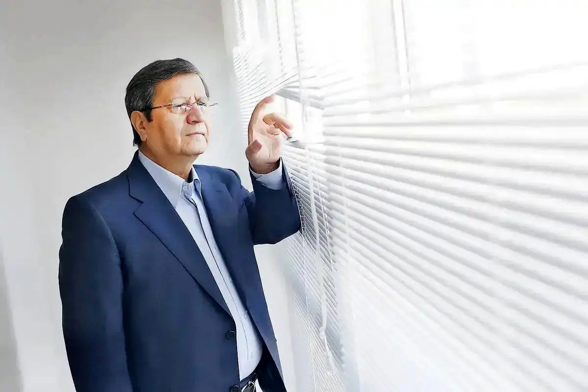 رئیس جدید بانک مرکزی چه وعده‌هایی به مردم داده است؟