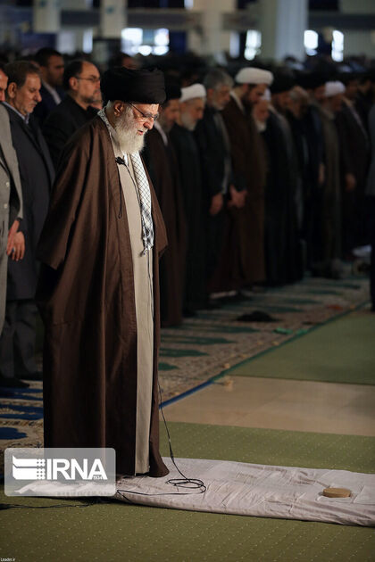 رهبری نماز