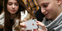 معضل گوشی‌های موبایل برای یادگیری دانش‌آموزان