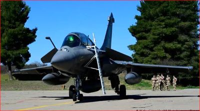 اولین سفارش جنگی فرانسه بعد از سال 2009/ جنگنده‌های رافال رسیدند!
