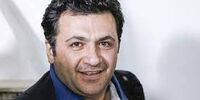 گریه های تلخ پسر شهرام عبدلی در مراسم تشییع پدرش+تصاویر