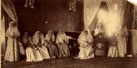 عکسی دیده نشده از جشن تولد نوه ناصرالدین شاه
