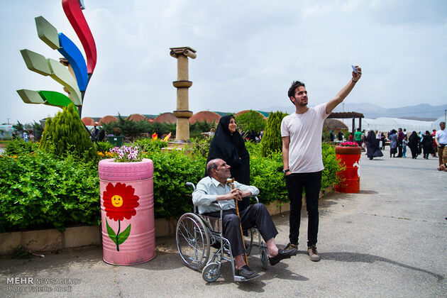پانزدهمین جشنواره گل و گیاه محلات
