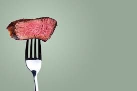 عوارض خطرناک مصرف گوشت‌ قرمز پس از 50 سالگی