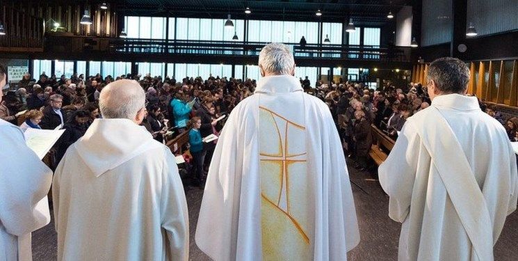رسوای جدید برای کلیساهای فرانسه/ آزار جنسی هزارن کودک