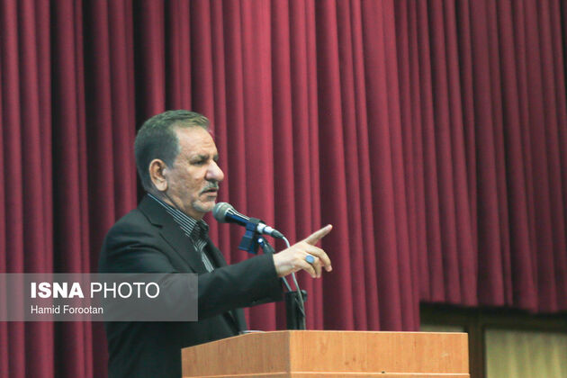 57775622_hamid-forootan-2-of-20-