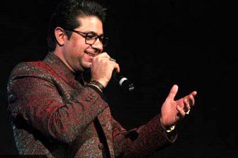 آوازخوانی جالب حجت اشرف‌زاده برای تولدش+فیلم