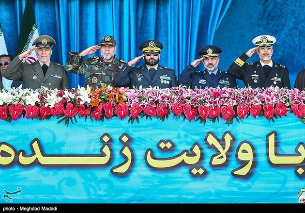 مراسم رژه روز ارتش جمهوری اسلامی