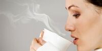 فواید باور نکردنی نوشیدن آب داغ برای سلامتی