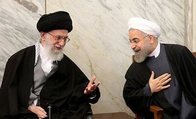 خاطره حسن روحانی از انتخاب آیت‌الله خامنه‌ای به عنوان رهبری | رفتم خدمت ایشان و تبریک گفتم، چشمانش پر از اشک بود | درباره عنوان «رهبر جمهوری اسلامی» یا «رهبر انقلاب اسلامی» رأی‌گیری شد+ فیلم