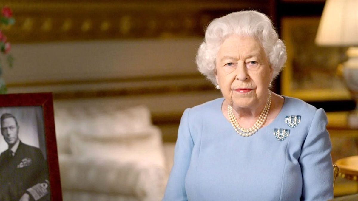 عکسی دیده نشده از ملکه انگلیس در دوران خردسالی