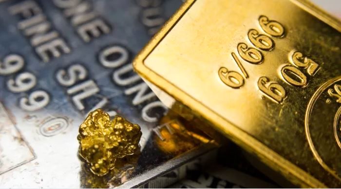 طلا و نقره جاماندند /افزایش 200 دلاری قیمت بیت کوین