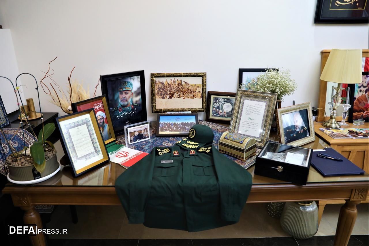 اعطای درجه سپهبدی به شهید غلامعلی رشید/ سرلشکر عبداللهی: خون شهدای جنگ ۱۲ روزه باعث همبستگی ملی شد