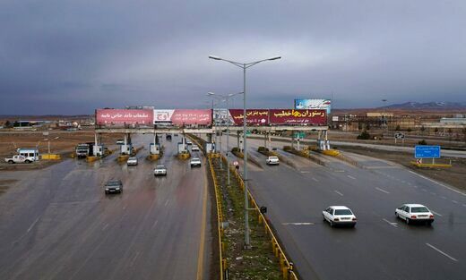 نان بربری را هم 4000تومان نمی دهند؛ چرا عوارض بزرگراه باید همان اندازه باشد؟
