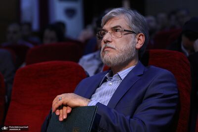 واکنش وزیر علوم به اعتراض برخی اساتید/ کدهای استخدامی دست ما نیست

