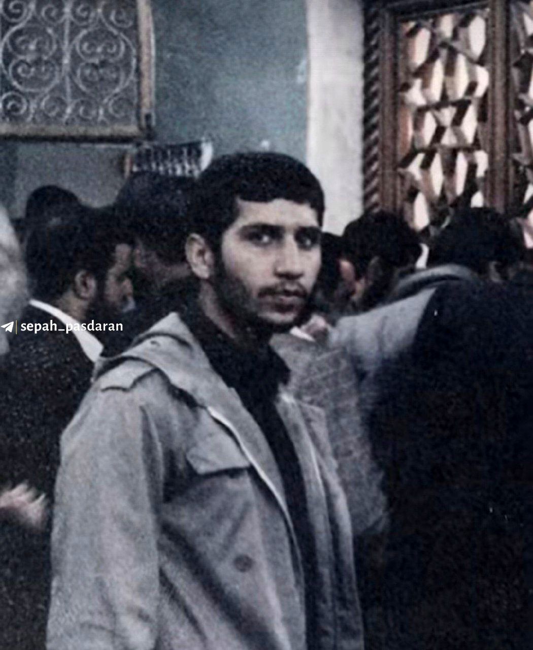 تصویری کمتر دیده شده از فرمانده هوافضای سپاه در دمشق