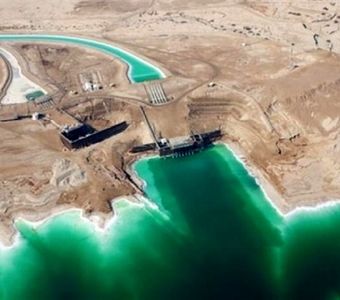 هزینه نجومی انتقال آب دریا به شهرهای مرکزی | پوراصغر: به جای انتقال آب، باید صنایع را به مناطق ساحلی منتقل کنند