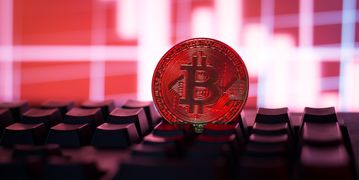 بازگشت سریع بیت‌کوین از ۷۴,۰۰۰ دلار | نقدینگی کم، معامله‌گران را در حالت احتیاط نگه داشت | پیش بینی آینده ارزهای دیجیتال