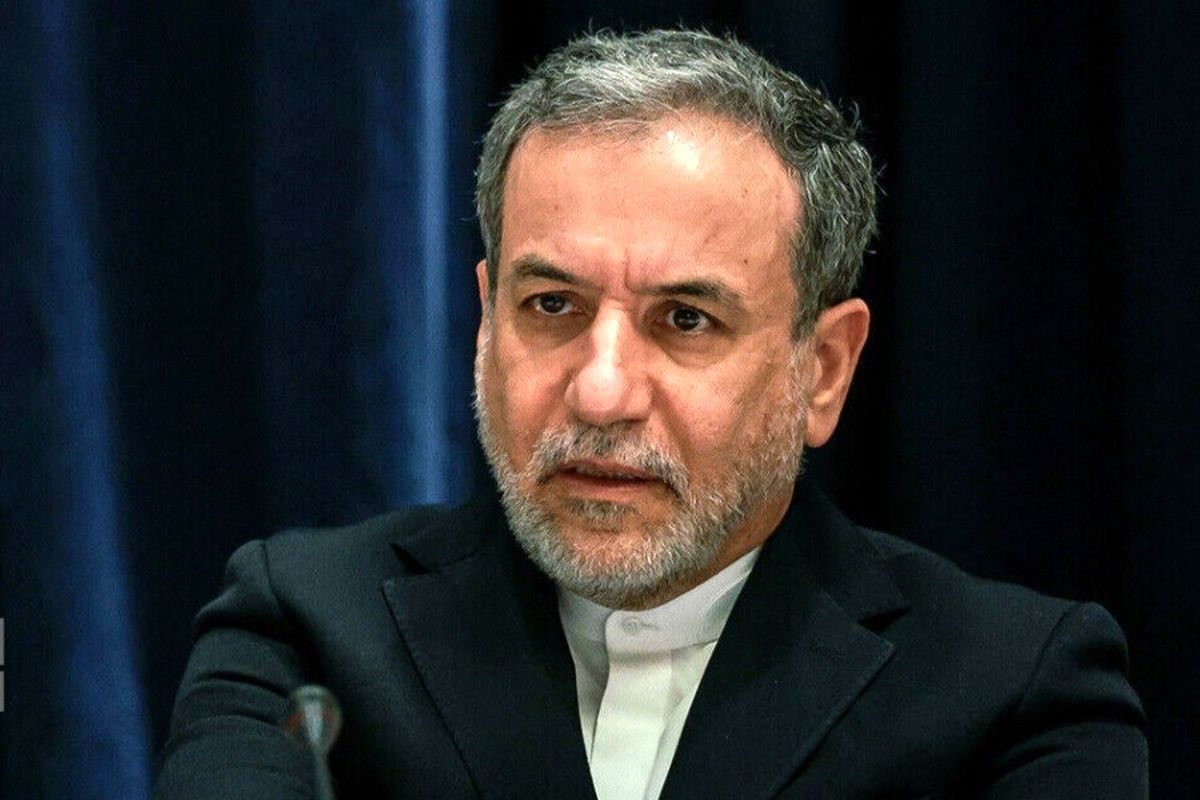 نشست اضطراری کمیسیون امنیت ملی با حضور عراقچی