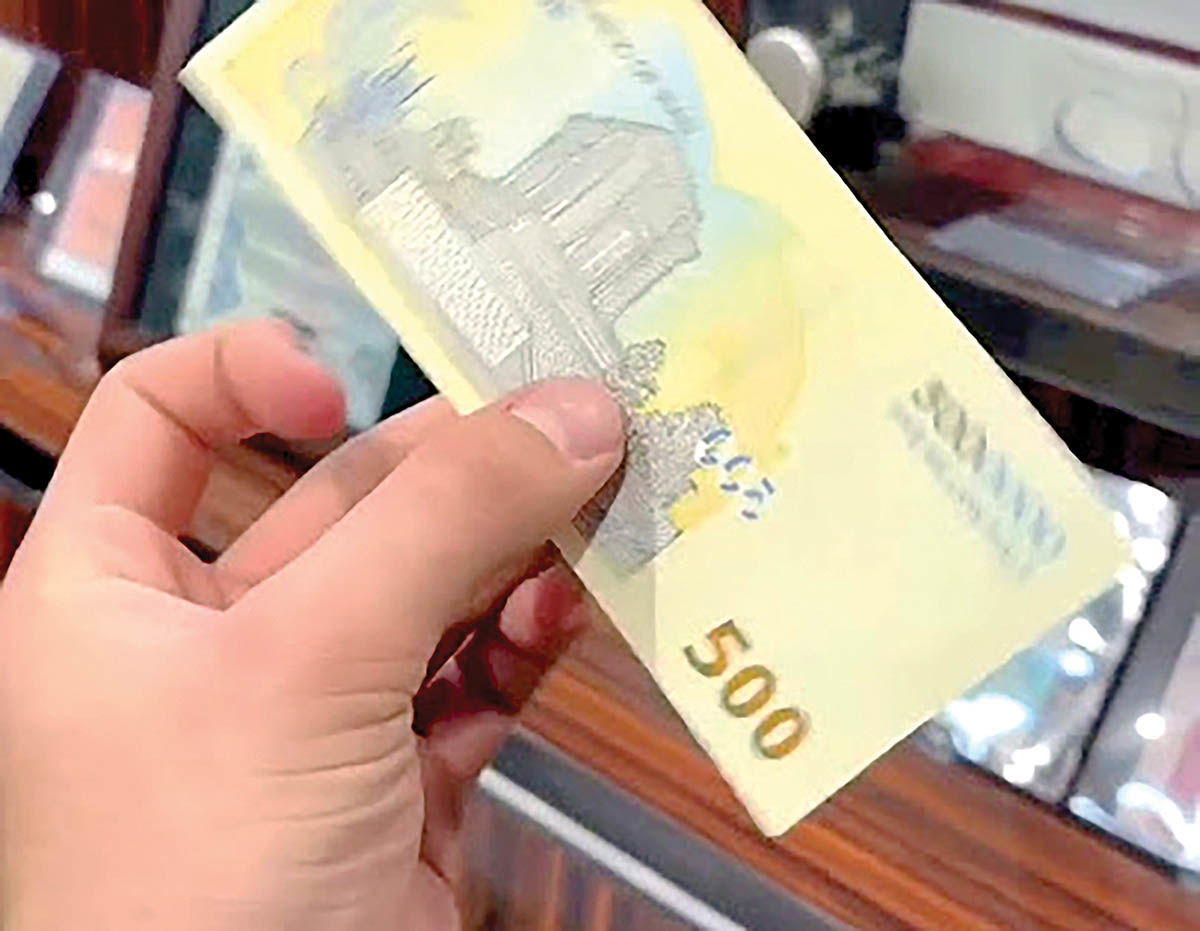 چرا اسکناس های درشت محبوب شدند؟/ جنگ تقاضا برای پول غیرقابل ردیابی را افزایش داد/ تراول؛ ابزار فرار مالیاتی