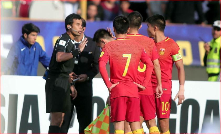  چینی ها خواستار تجدید بازی فوتبال با ایران شدند !