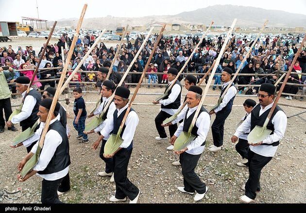 آیین بیل گردانی در شهرستان نیم ور