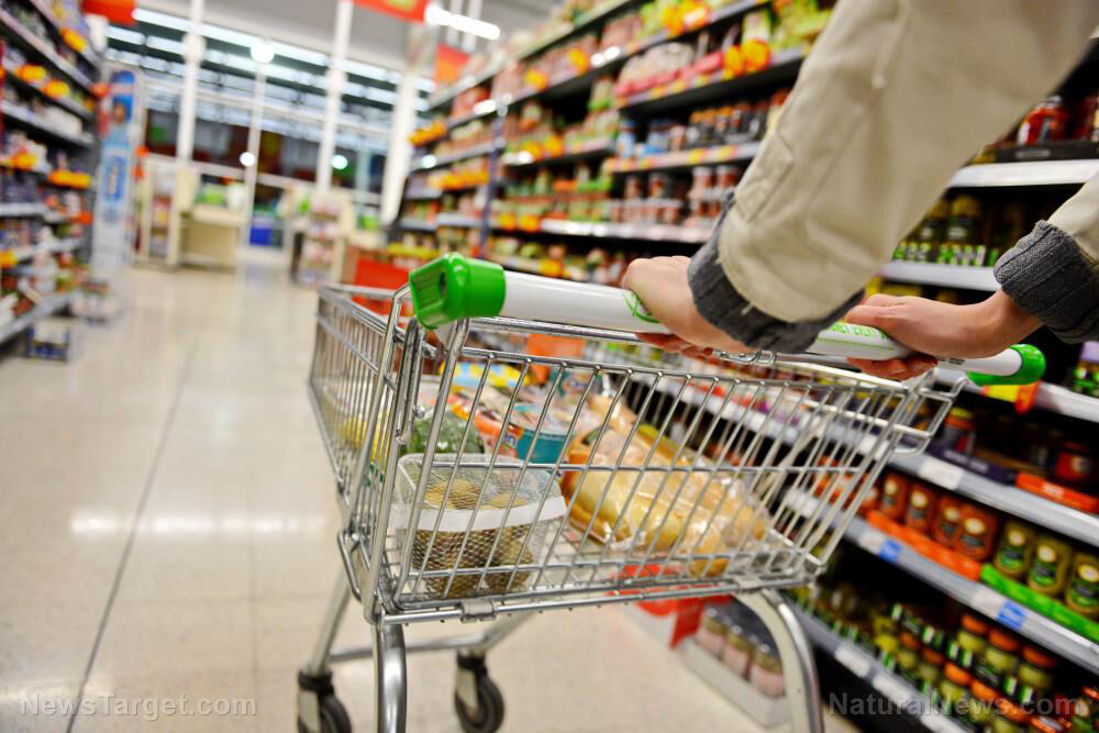 تغییر عادت خرید نیمی از انگلیسی‌ها با افزایش قیمت مواد غذایی