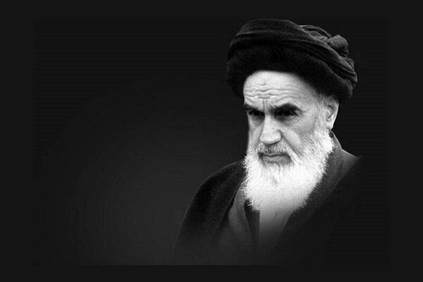  مراسم سالگرد ارتحال امام خمینی (ره) با حضور پرشور مردم آغاز شد 
