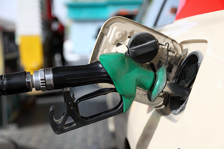 میزان مصرف روزانه بنزین در کشور به ۷۰ میلیون لیتر رسید