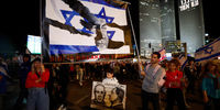 معترضان اسرائیلی به خانه نتانیاهو رسیدند/ هفته حیاتی اعتراضات تل‌آویو
