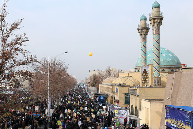 راهپیمایی ۲۲ بهمن در تهران