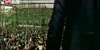 لحظه انفجار بمب در نماز جمعه آیت‌الله خامنه‌ای