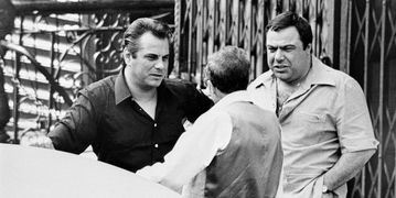 سرمایه گذاری نوه رئیس باند مافیا در بازار کریپتو | ماجرای کلاهبرداری ۱.۱ میلیون دلاری از کمک‌های کرونا چه بود؟