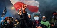 تو به رئیس‌جمهور گفتی احمق؟ بفرما سه سال زندان!