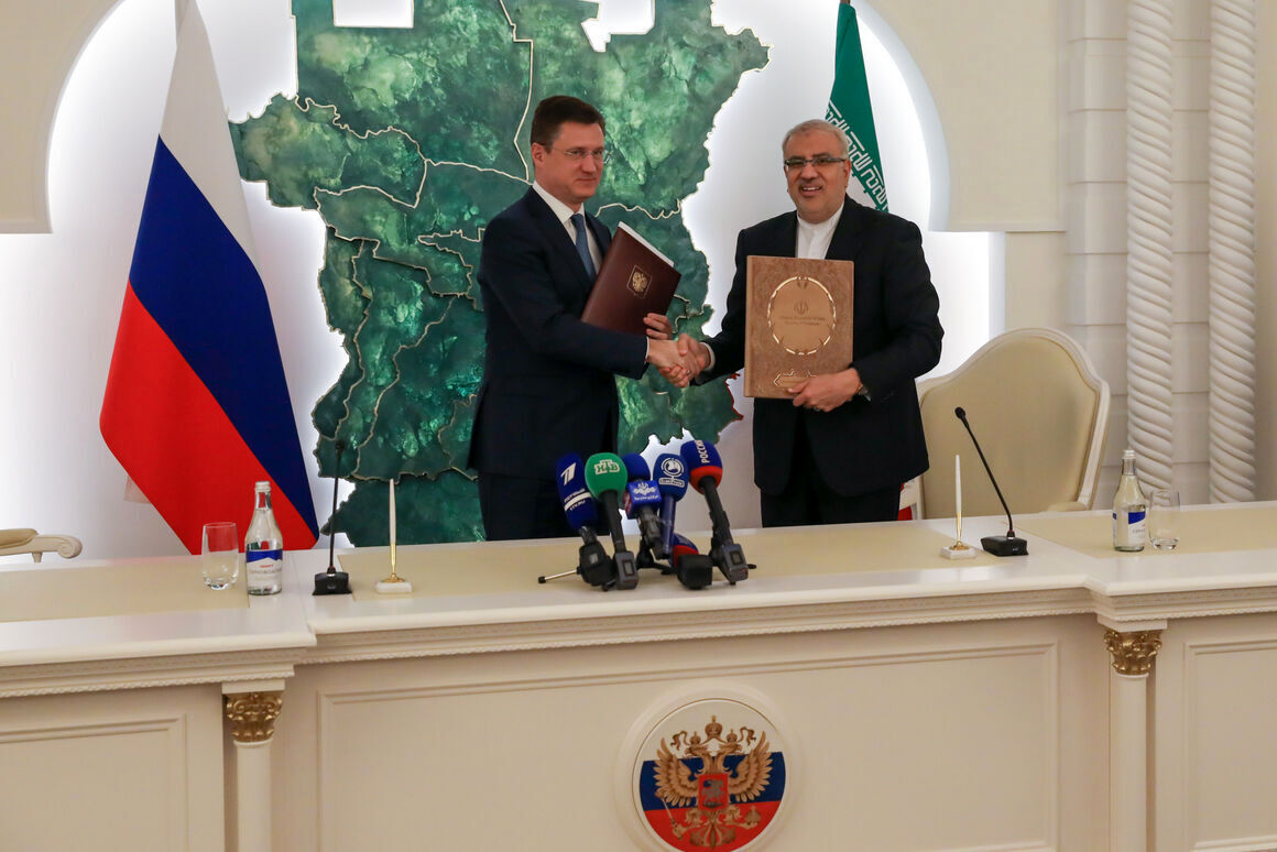 امضای 4 سند همکاری بین ایران و روسیه