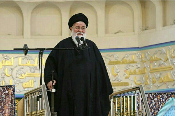 بسیجی ها با مدیریت جهادی یک بیمارستان را ده روزه ساختند
